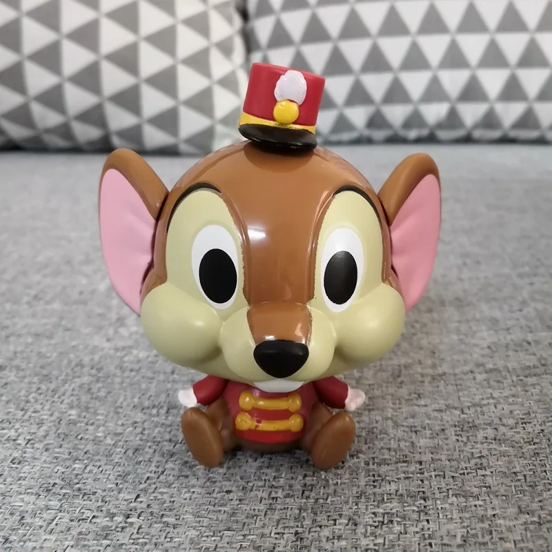 

Dumbo 4pcs/set action collection Disney toys model Capsule DIY anime figura children birthday gifts 8CM