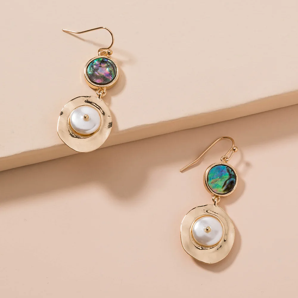 Женские серьги с плоской жемчужиной 2021 | Украшения и аксессуары