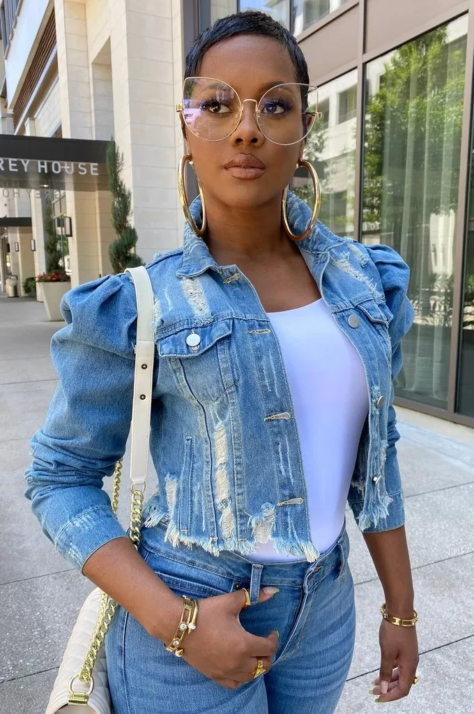 

2020 Big Sale Autumn Women Sexy Ripped Denim Jackets Vintage Casual Short Jean Jacket Puff Sleeve Winter Female Coat Streetwear