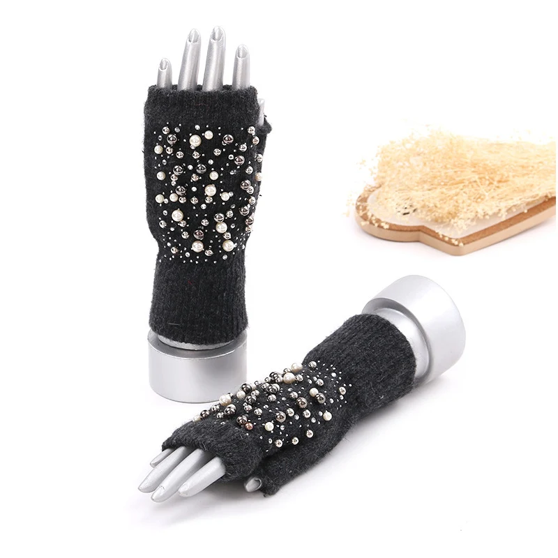 Winter Kitted Mitten Plush Gloves Women Short Finger Half Gloves Ladies Half Cover Female Gloves Printed Snow