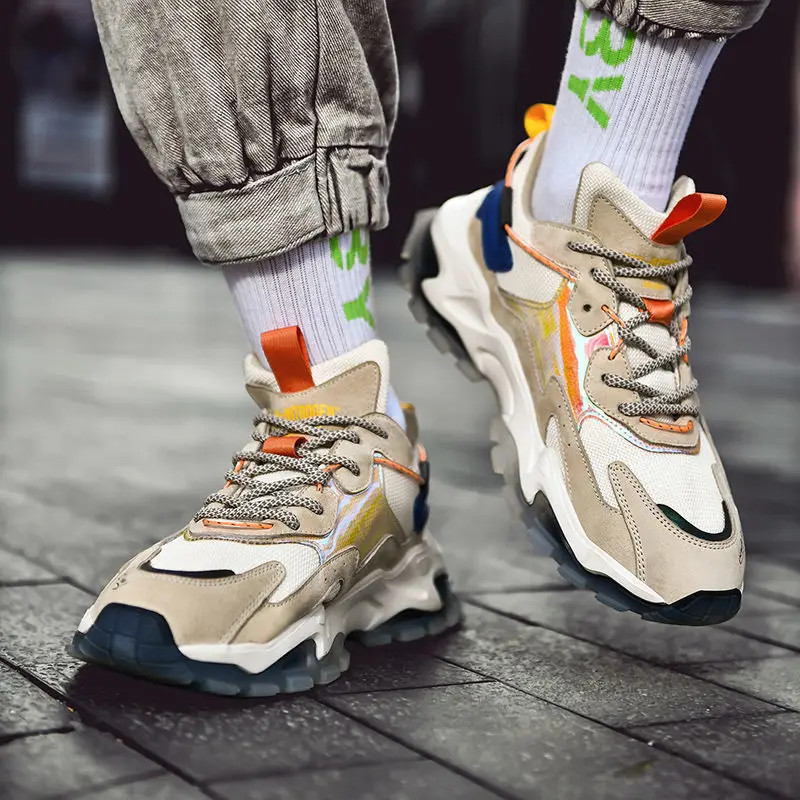 

Autumn Men Casual Shoes Breathable Mesh Luminous Sneakers Men Thick Bottom Chunky Foowear Men Fashion Sneakers