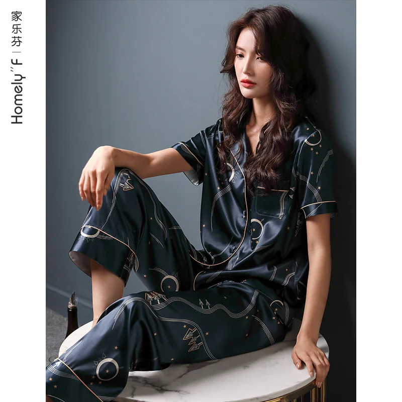 

Pajamas WOMEN'S Summer Silk Ice Silk Short Sleeve Pants Tracksuit Summer Thin Imitated Silk Fabric Casual Two-Piece Suit