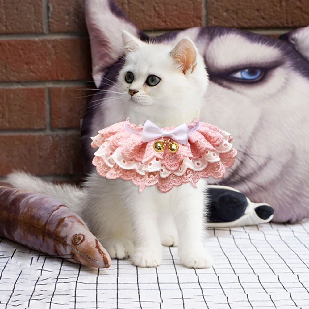 Ошейник для кошек и собак кружевной нагрудник с маленькими колокольчиками щенок