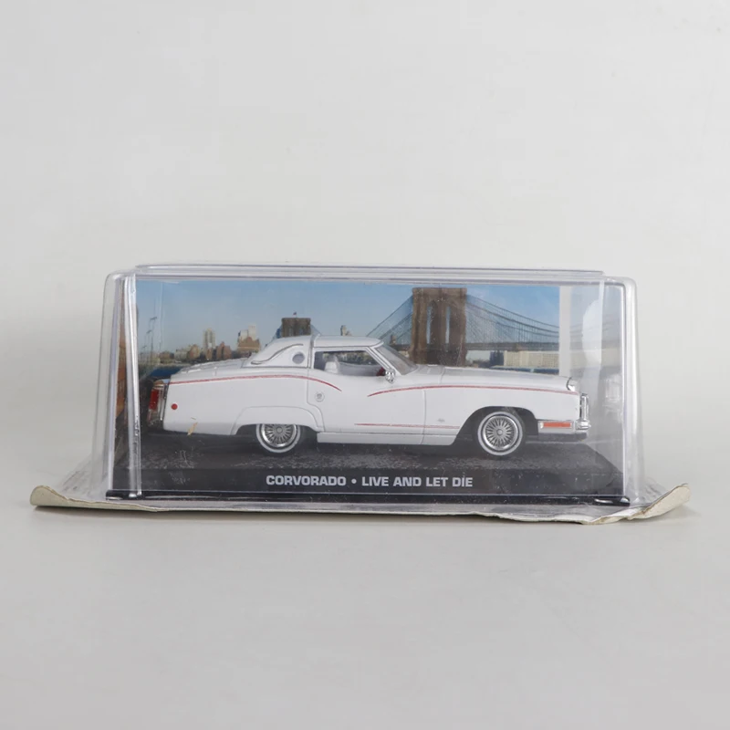 

Коллекционная модель JAMES BOND 007 CORVORADO LIVE AND LET DIE 1/43