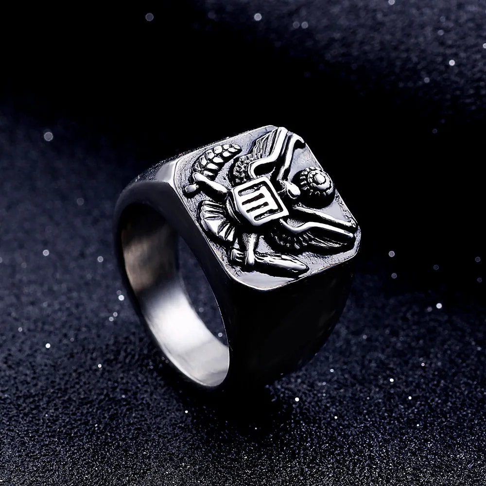 

Wholesale New American Militar Badge Stainless Steel Eagle Finger Rings Jewelry Rings Anniversary Engagement Party Wedding Gifts
