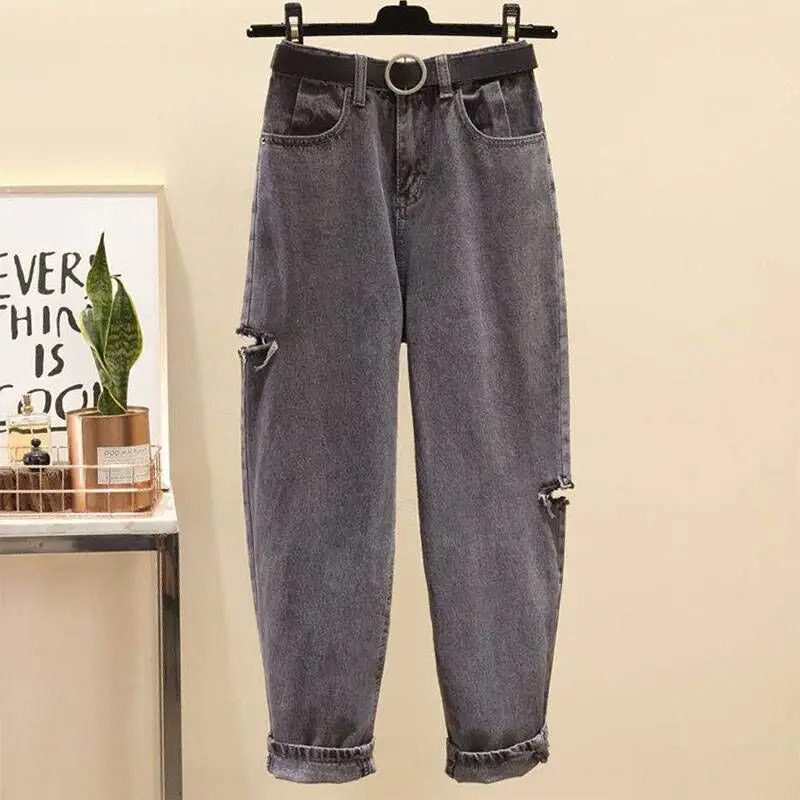 Женские джинсы с дырками новинка на весну и осень корейские прямые джинсовые