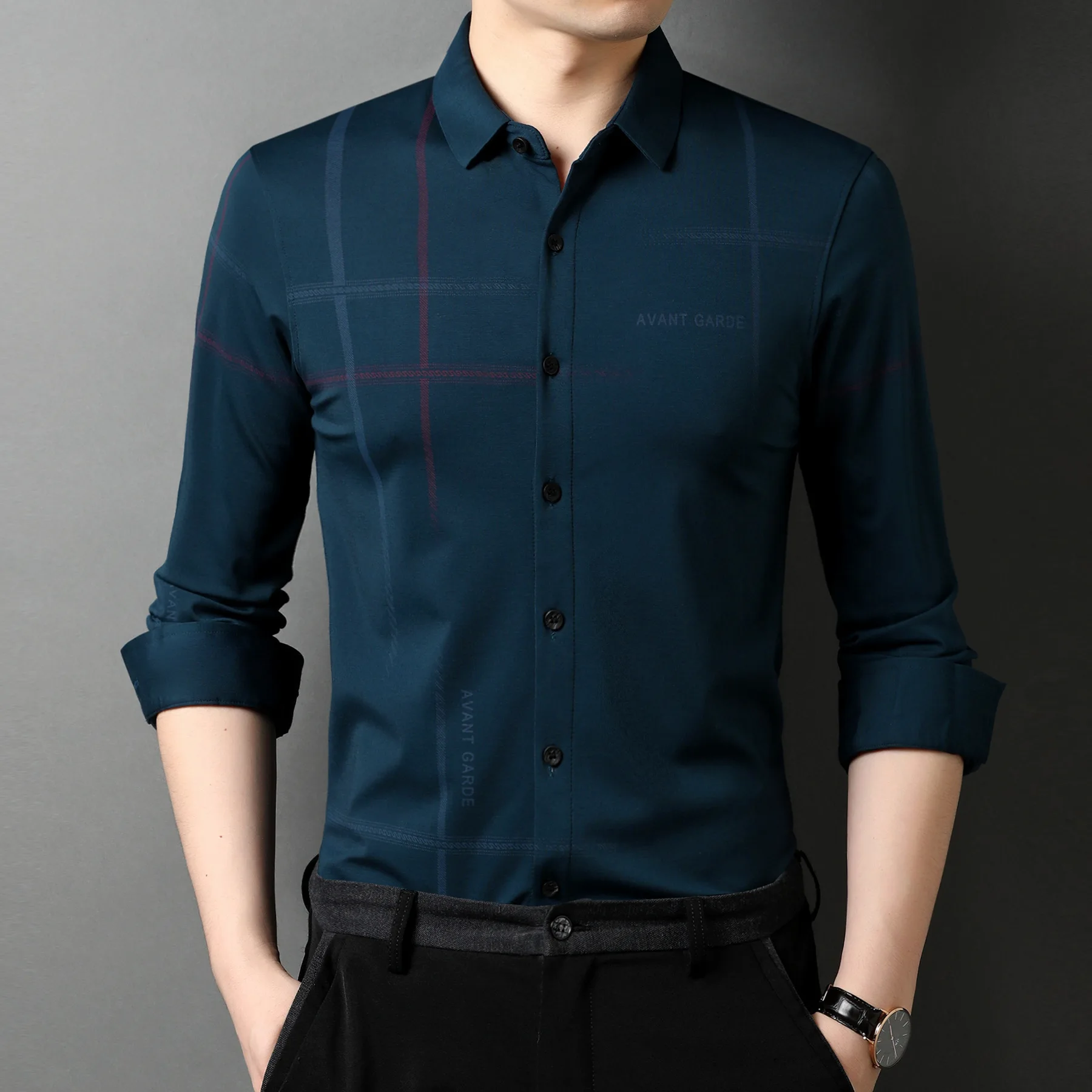 

Spring new Plaid Shirt Men's ice thin fashion shirt backing long sleeve top