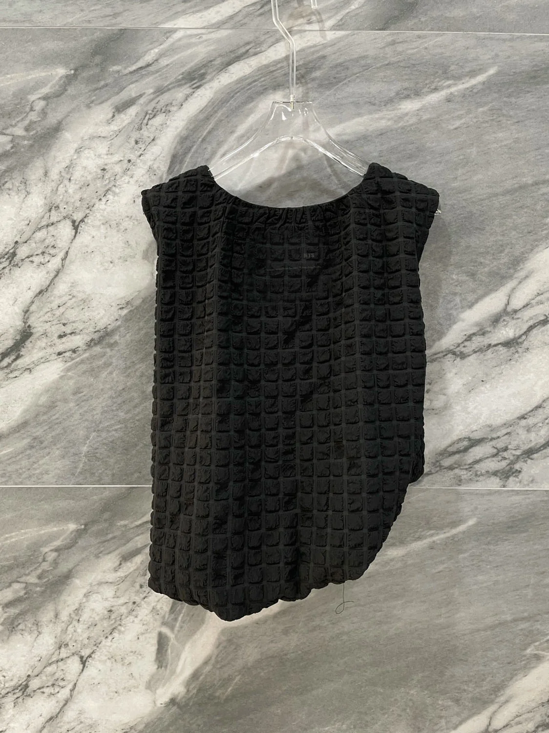 

Tops & Tees