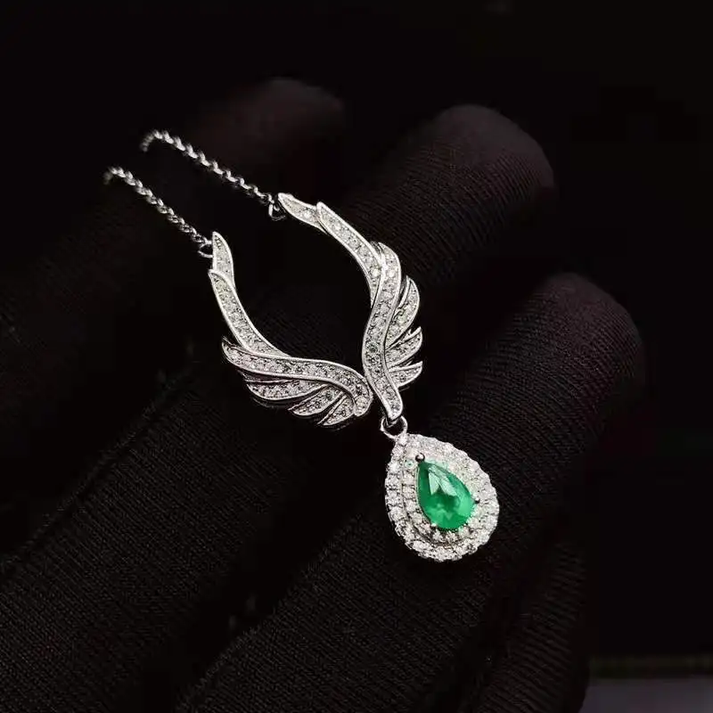 

Natural Emerald Wing Modeling Pendant Necklace S925 Sterling Silver Luxurious Fashion Fine Jewelry for Women MeibaPJFS