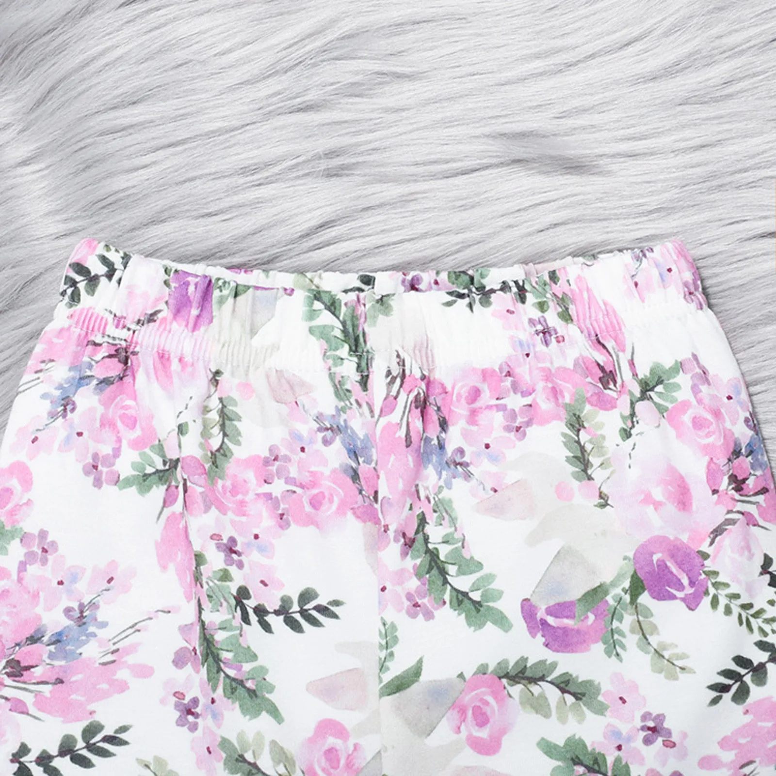 

SZYADEOU Newborn Infant Baby Girl Set Ruffle Love Print Shirt Tops Floral Pants Outfits Suit For 6 Months-3Years