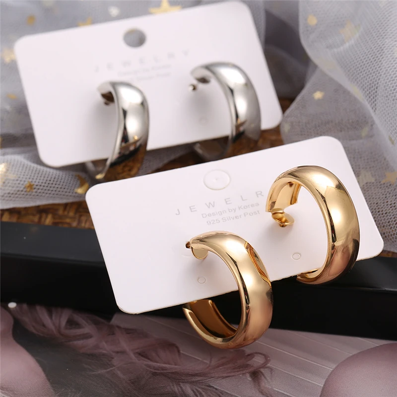 

Simple Creative Personalized Metal Big Hoop Earrings Temperament Ear Jewelry for Women