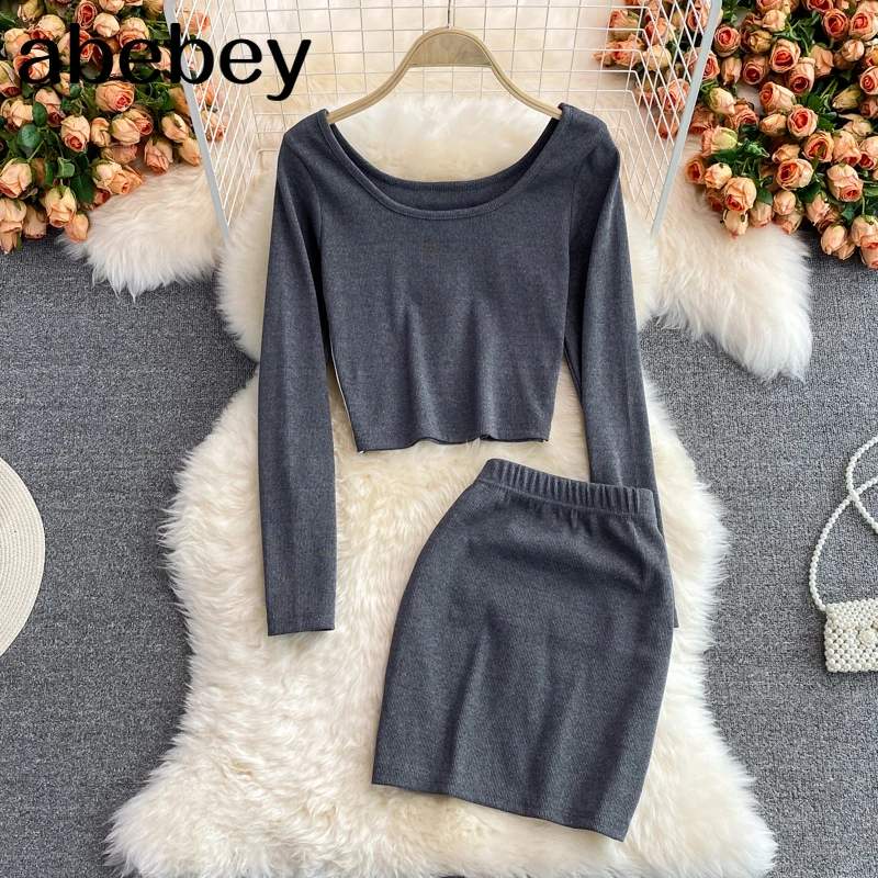 

Женский комплект из двух предметов, короткая футболка с круглым вырезом и длинным рукавом и короткая Однотонная юбка с эластичным поясом и ...