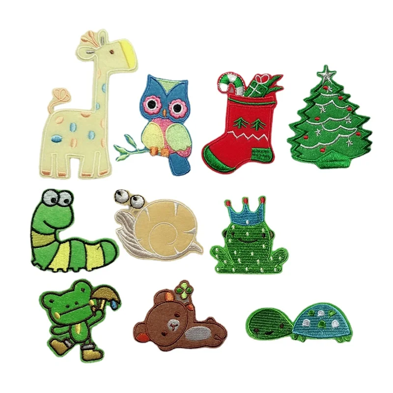 

New 1PCS Cartoon Lovely Animal Frog Christmas Tree Group Combine Embroidery Owl Decoration Children Clothes Shoes Giraffe Patch