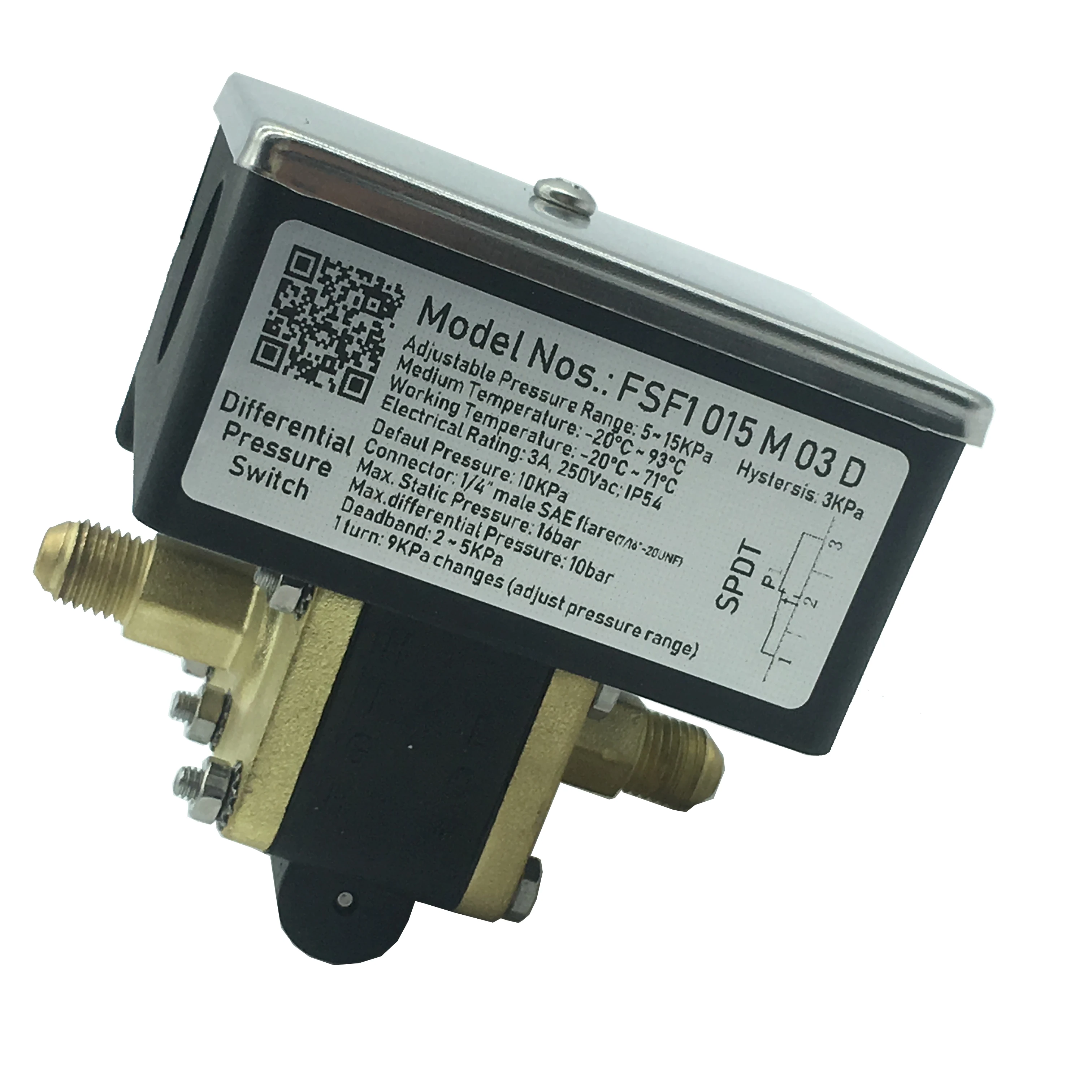 Измеряет разность давления между подачей воды и обратными пипами что