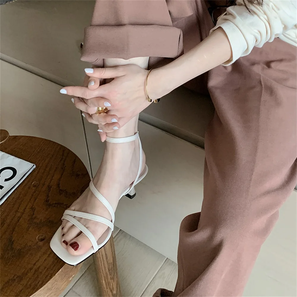 2018 прозрачные сандалии летние женские туфли на высоком каблуке с кристаллами