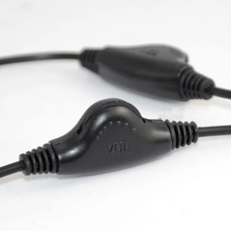 

3.5mm M/2F 15cm Stereo Headphone Audio Extension Cord Cable +Volume Control