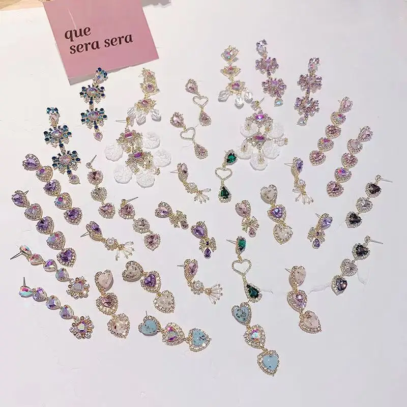 

2021 New Korean Shiny Heart Crystal Drop Earrings For Women Fashion Shell Rhinestone Boucle D'oreille Party Jeweley Gifts
