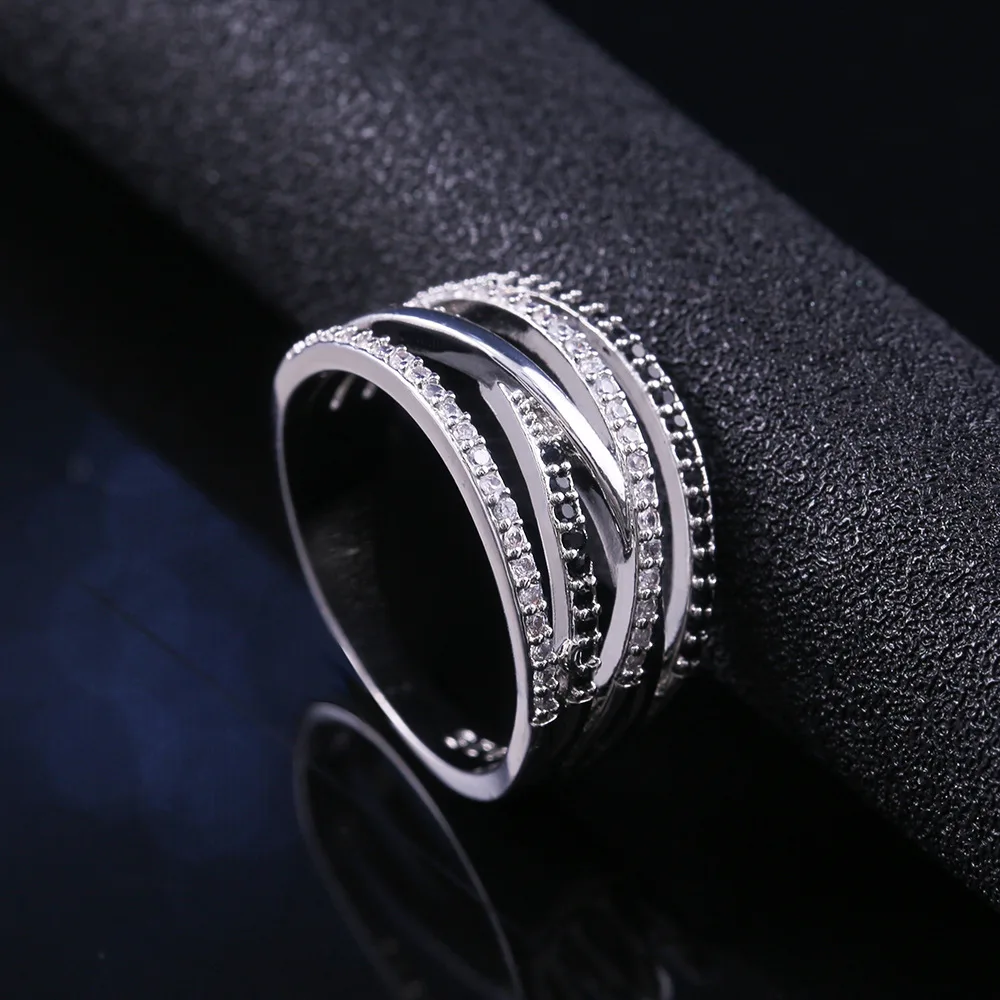 

2021 trend new Simple splicing silk rope knot love couple Men's Women's tail ring inlaid rhinestone unisex ring fashion jewelry
