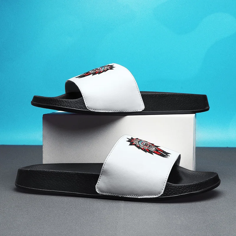 

Sandy Beach Shoes Soft Breathable Non-slip Designer Light Men Casual Sandals Loafers Brand Flat Fashion Men's Flip Flop Slippers