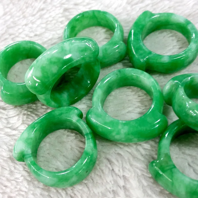 

Natural Turquoise Hand Carved Saddle Jade Ring Fashion Jewelry Men's and Women's Saddle Jade Ring
