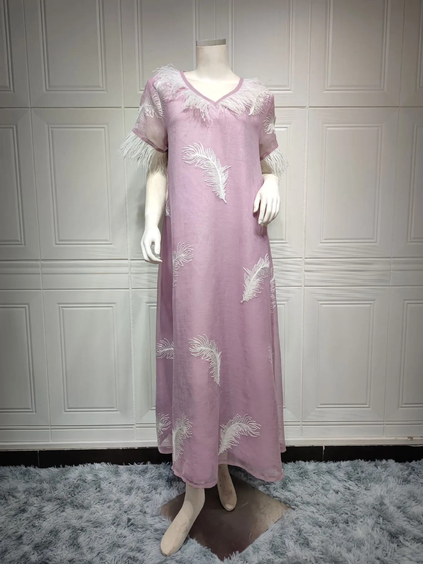 Wepbel Caftan Robe Mesh Dress Islamic Clothing Fashion Ladies Muslim Dress Abaya V-neck Feather Embroidered Middle East Abaya