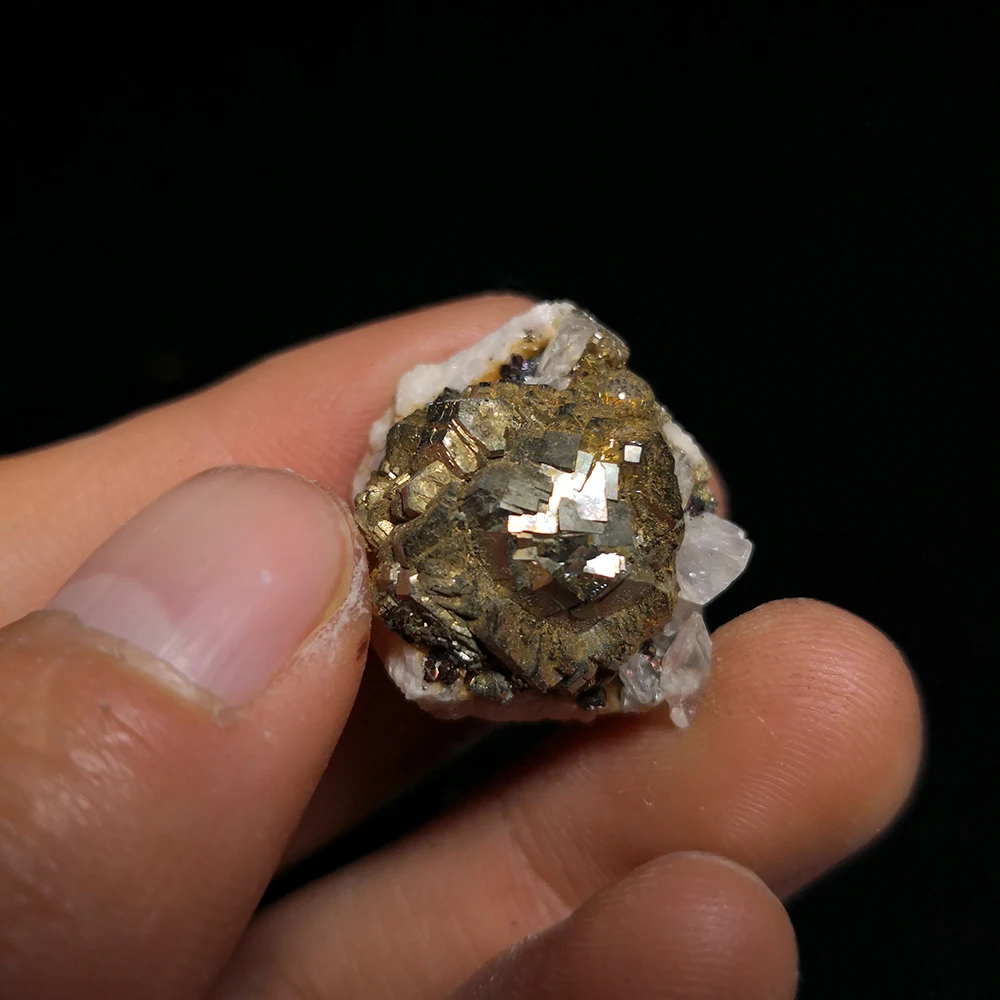 13 г натуральный камень кварц кальцит пирит минеральный кристалл образец из