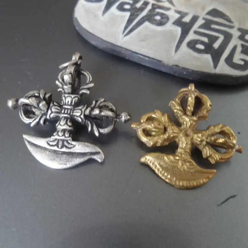 5PCS Tibetan Cross Dorje Alex Amulet Charms for Man Golden and Silver Color TBP286