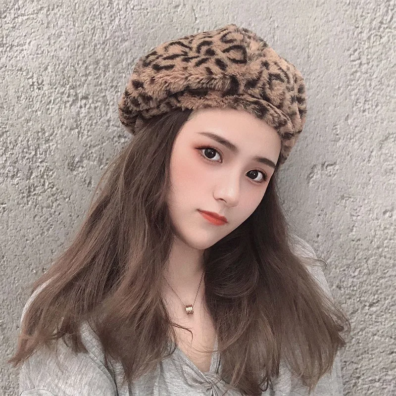 

Women's Autumn and Winter Japanese Leopard Print Plush Beret Painting Shopping Outing MZ-217