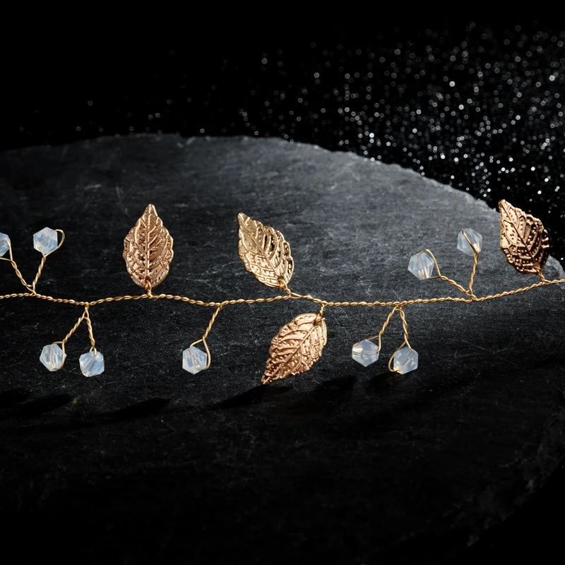 Украшения для волос ручной работы с кристаллами и бусинами из опала лента