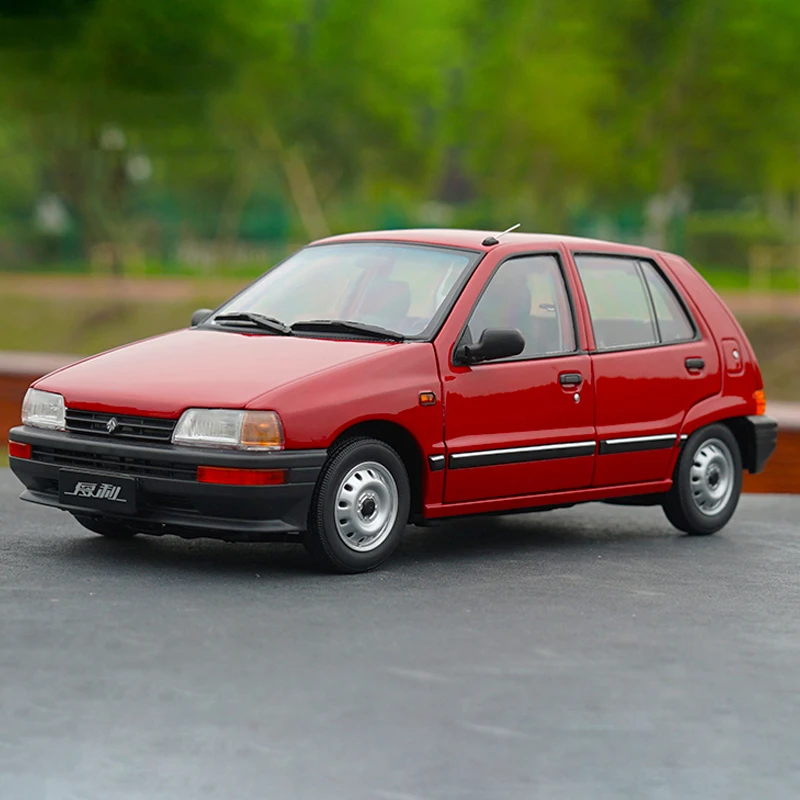 

Литая модель автомобиля в масштабе 1:18 Xiali Classic TJ7100 игрушка "такси", Коллекционная модель автомобиля для взрослого, хэтчбека, презентационная ...