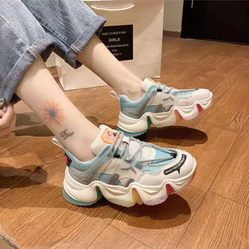 2020 дизайнеры женская обувь на не сужающемся книзу массивном кроссовки кепки в