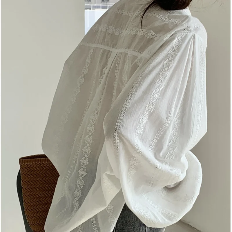 

2021 Spring Solid Temperament Loose Blouse Long-sleeved Turn Down Collar Femme Blusas Korean Embroidery All-match Simple Shirt