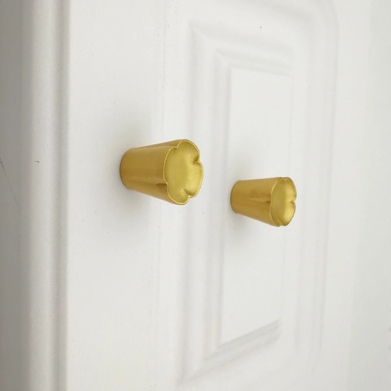 

M Style Petal Solid Simple Drawer Knob Furniture Hardware Wardrobe Shoe Door Single Hole Handle Round Cone Pull