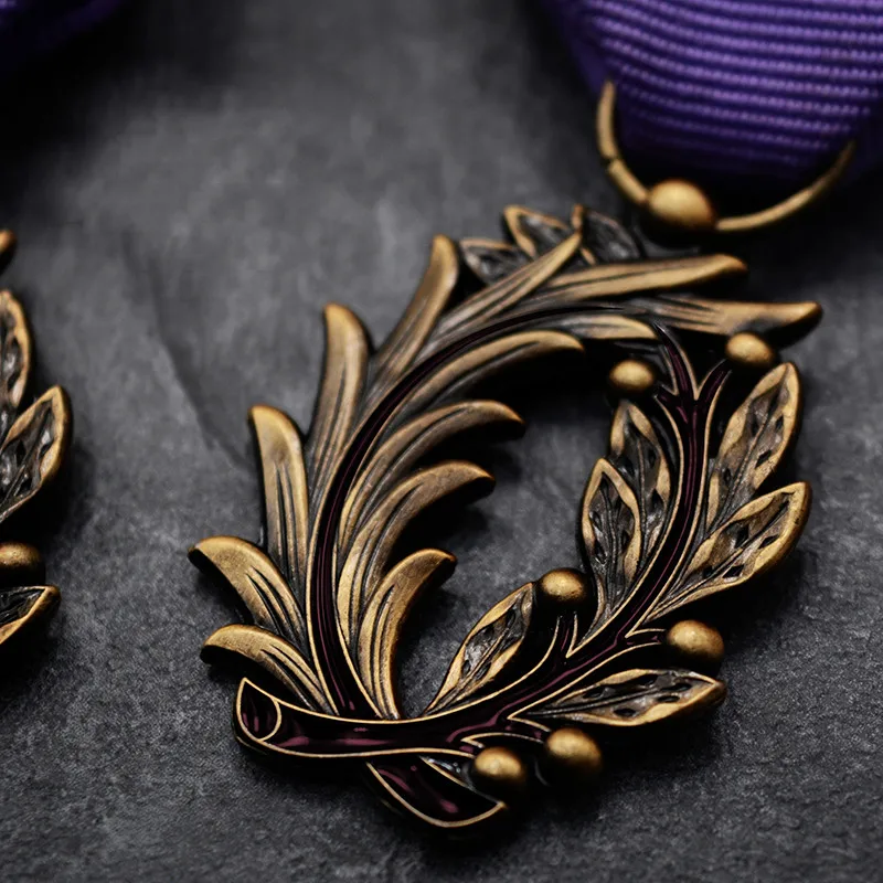 Exquisite France Palm Leaf Purple Knight Medal Highest Honor Medal For Cultural Education Brooch Pin Collection Wear Accessories