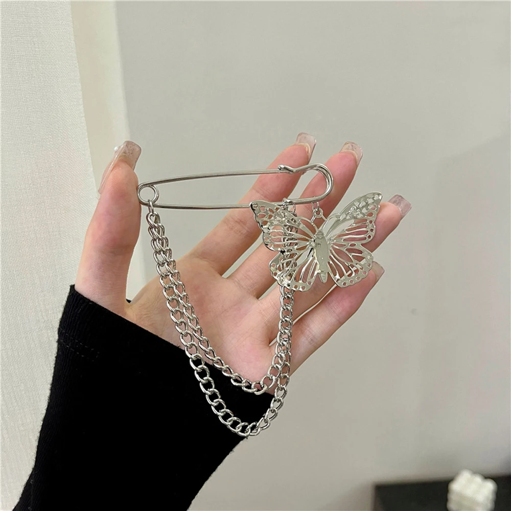 

New Trend Of Paper Clips The Female Butterfly Brooches Hip-Hop Personality Contracted Fashion Clothing Accessories