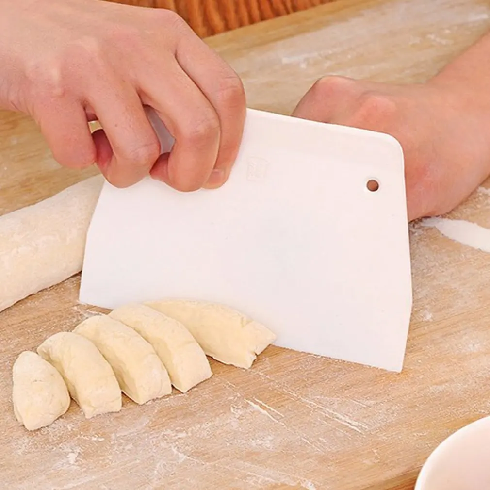 Baking Tools Plastic Scraper Trapezoidal Small Cream Cake Dough Cutting Knife | Дом и сад