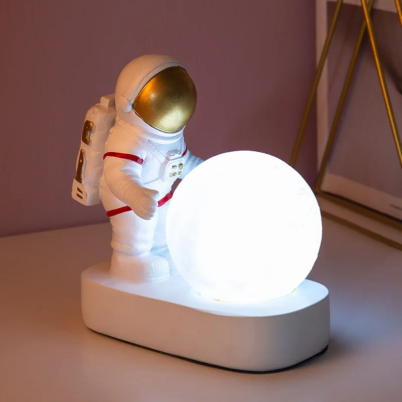 

Nordic Style Astronaut Spaceman Model Night Light Ornaments Boys Boys Bedroom Bedside Desktop Creative Furnishings