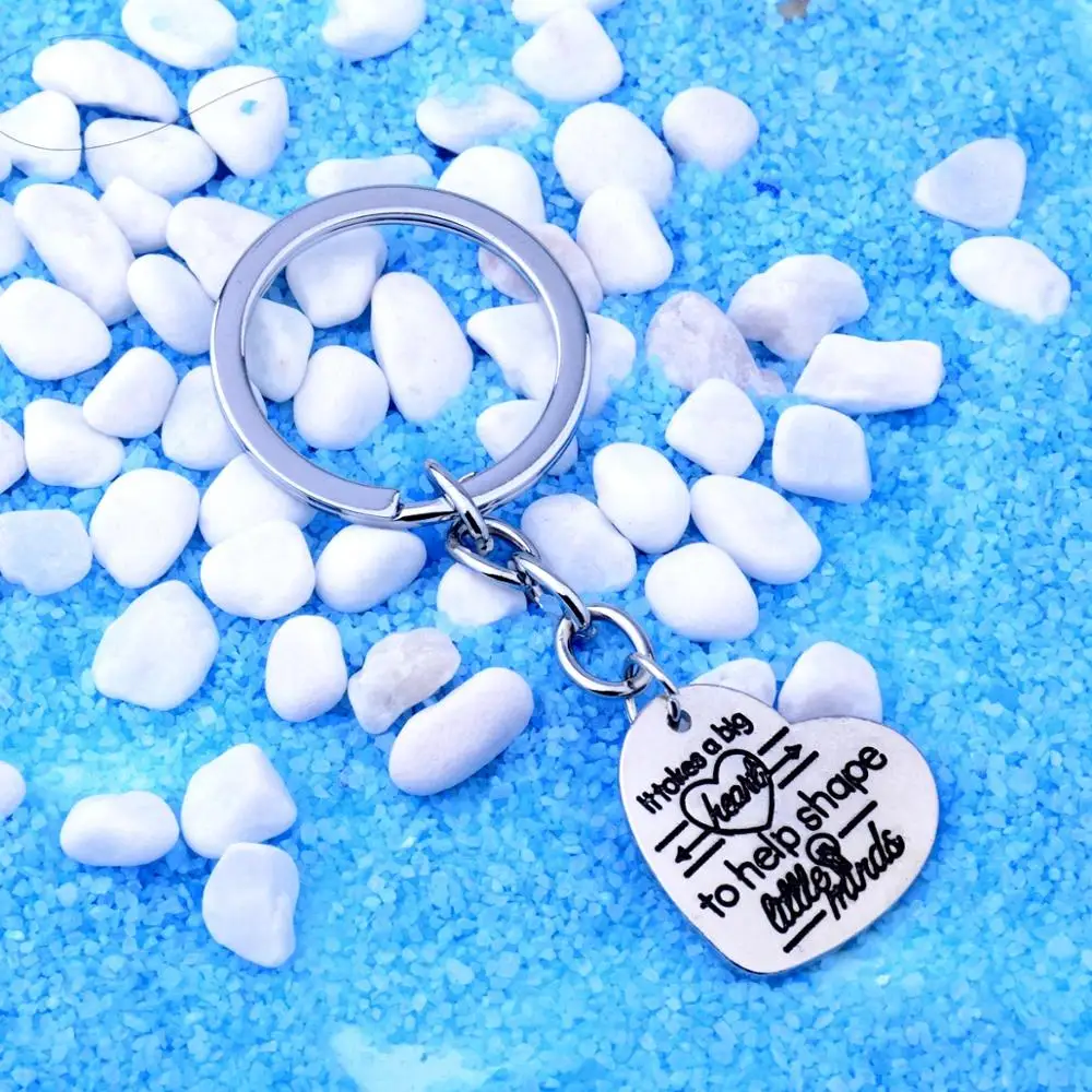 

12PC Teachers Keyring It Takes A Big Heart To Help Shape Little Minds Keychains Love Heart Pendant Key Rings Teacher's Day Gifts