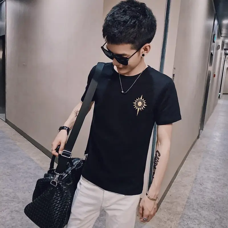 

2021 men's short sleeve T-shirt slim summer fashion half sleeve top