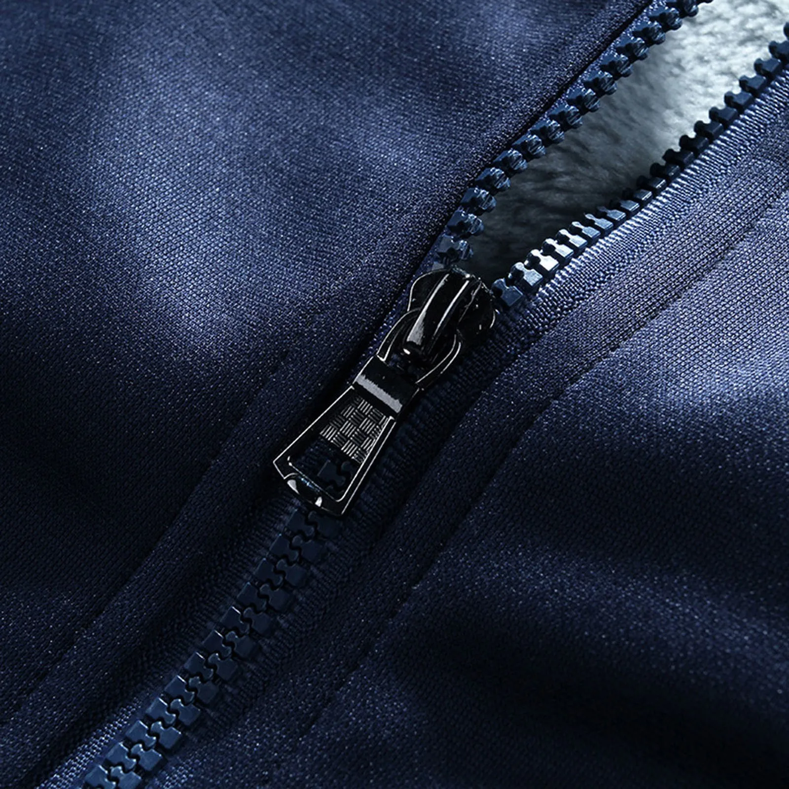

Autumn Winter Man Tracksuit Warm Fleece Hooded Sweatshirt And Long Pants Suit Male Casual Long Sleeve Hoodie Sweatpant Set