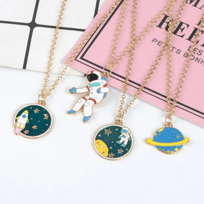 Ожерелье Timlee N046 с капельным маслом персонализированного мультфильма, ожерелья из сплава с изображением астронавта, планеты, космоса, ракеты, модные украшения оптом
