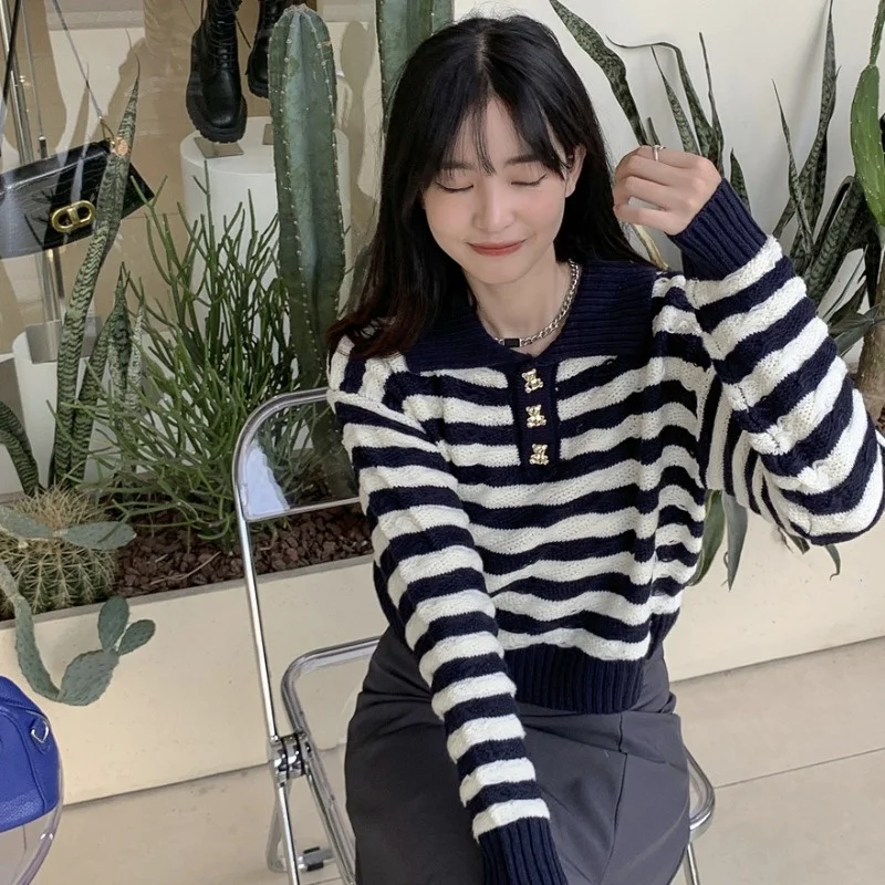 

Корейский вязаный пуловер осень зима старение воротник поло Спайс для девочек свободный короткий полосатый свитер блузка для женщин