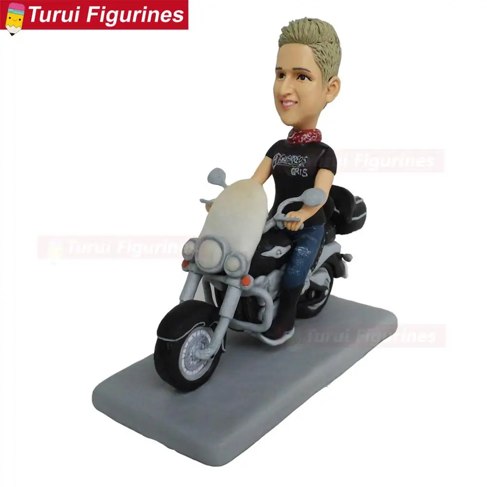 Мальчик с мотоциклом езда мотоцикл bobblehead куклы персонализированные скульптуры