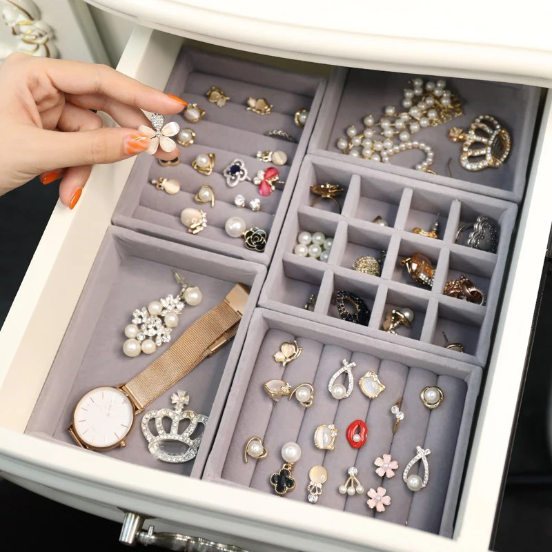 органайзер для украшений в ящик. для хранения ювелирных украшений. ящик для драгоценностей. коробка для хранения ювелирных изделий. для хранения ювелирных украшений.
