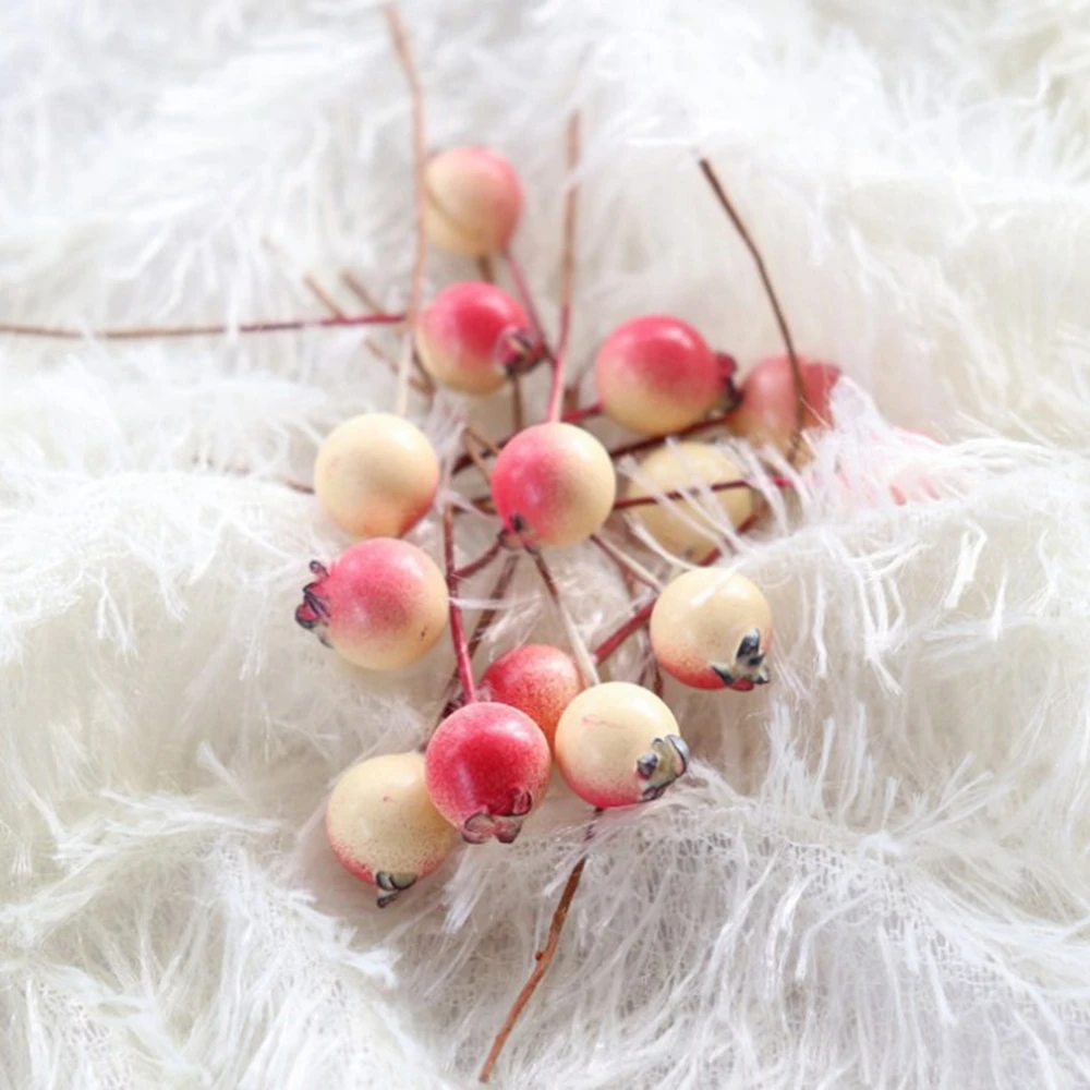 Искусственный цветок мини Рождественский букет красных ягод свадебное