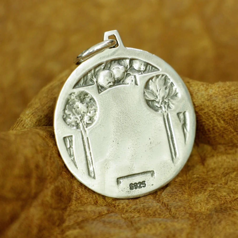 925 пробы серебро Храбрый и лев кулон мужской круглый рельефный TA183 | Украшения