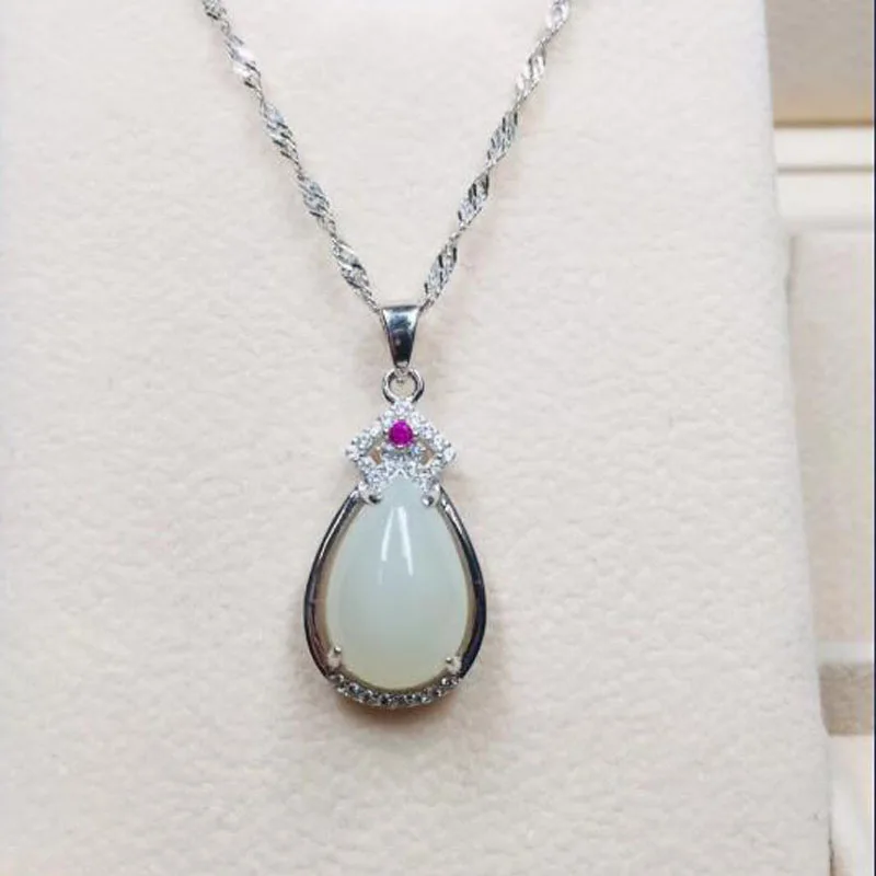

Natural 925 Silver Exquisite Jewelry Inlaid Color Zircon White Jade Pendant Necklace