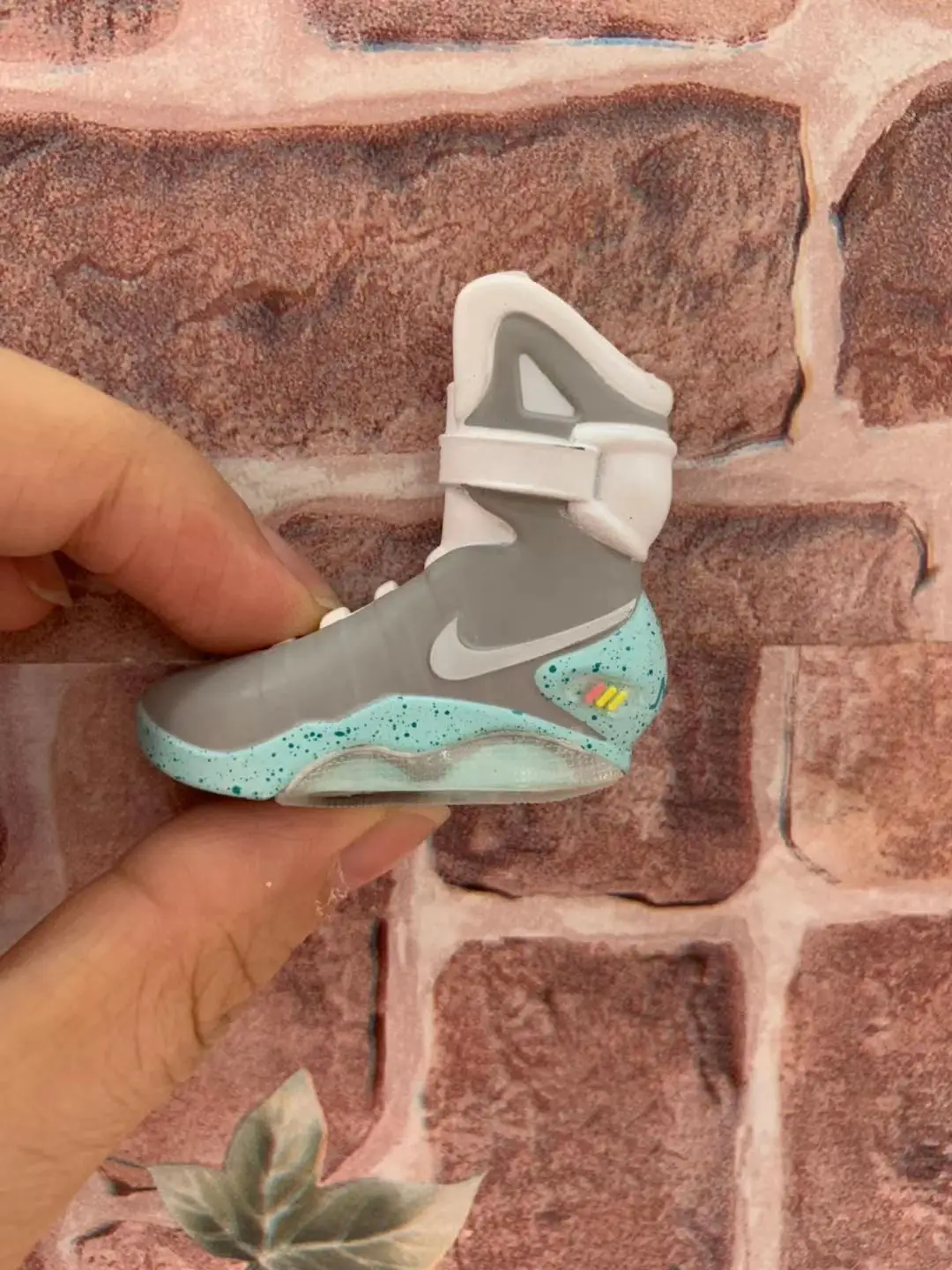Дропшиппинг aj деревянные часы offwhite Chicago Unc NRG 1 3D мини-кроссовки спортивная обувь, кроссовки брелоки