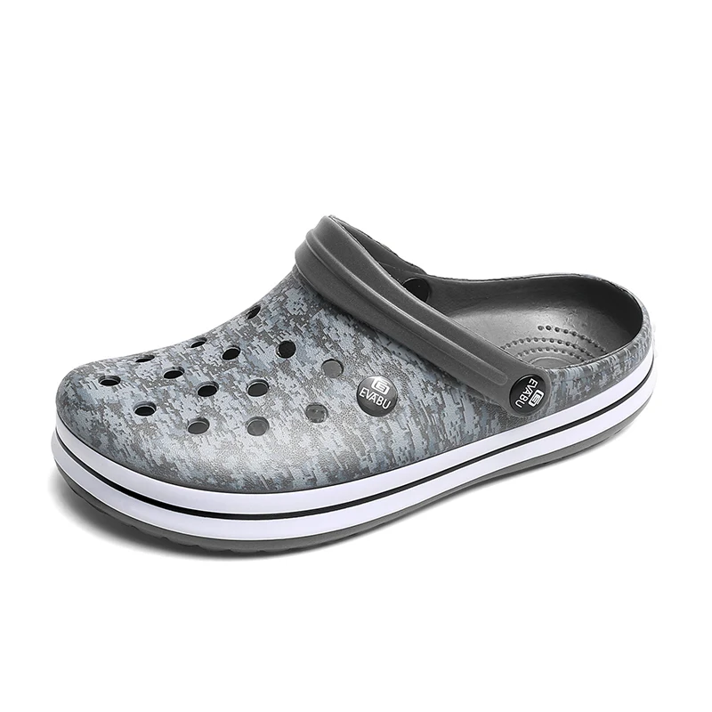 

2021 Summer New Sandals Mens Crocks Non-Slip Hole Shoes Crok Home Clogs EVA Garden Male Outside Crocse Beach Flat Slippers