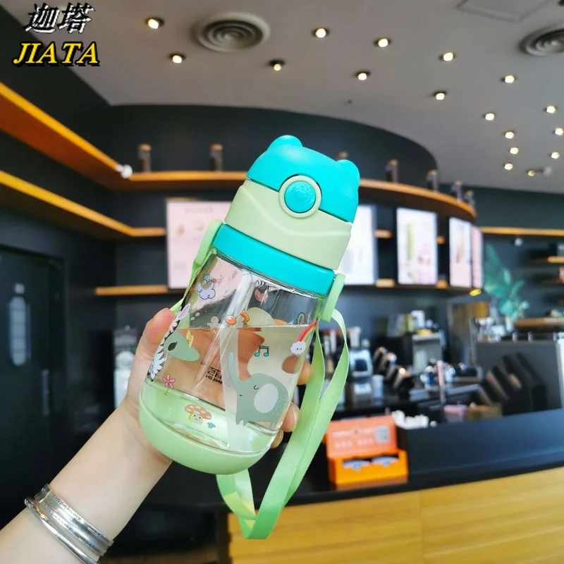 

Outdoor Sports Water Bottle, Children's Water Cup, High Temperature and Drop Resistance Cute Cartoon Straw Water Bottle